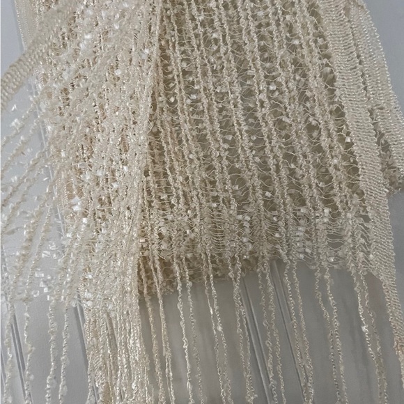 NEW Fishnet Fringe Shawl - Picture 4 of 7